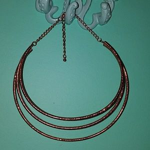 Triple layer metallic 3D rose gold choker necklace